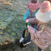 Tree planting kids